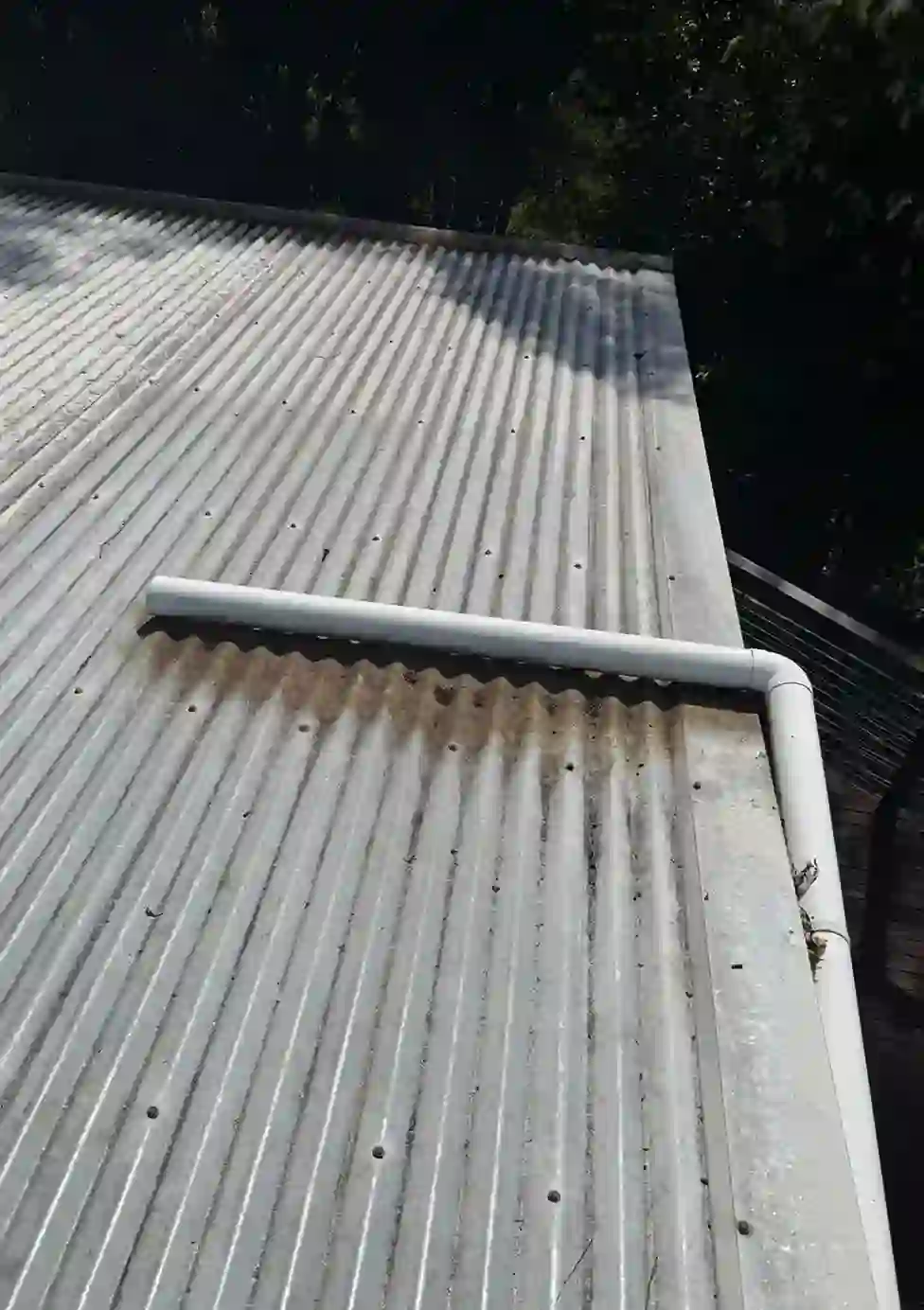 After gutter cleaning - Full gutter clean with before and after photos